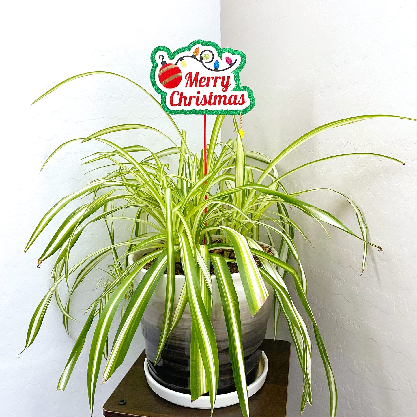 Christmas Ornament Planter Décor Statement